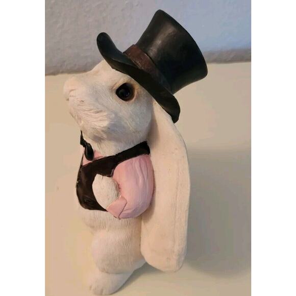 CBC Rabbit Figurine from Alice in Wonderland Hand Painted - Picture 11 of 11